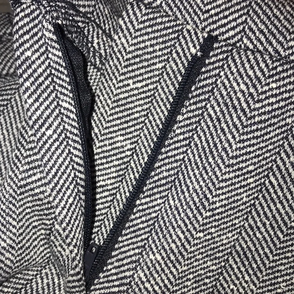 NWT New York & Company Cedar Street Trousers Size Tall Small​​​